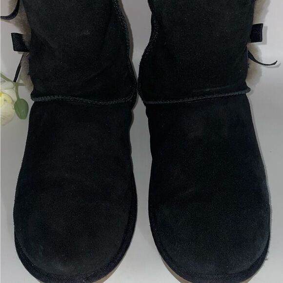 UGG Koolaburra Victoria Fur-Lined Boots with Bows - Picture 5 of 9